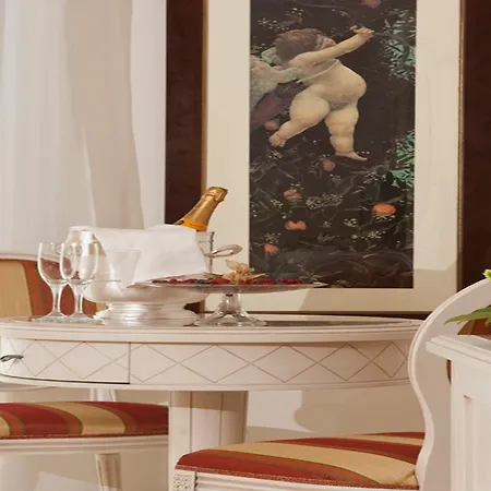 Grand Italia Szálloda 5*