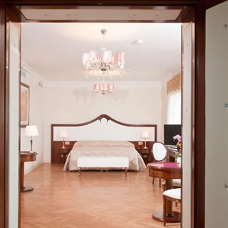 Szálloda Grand Italia 5*