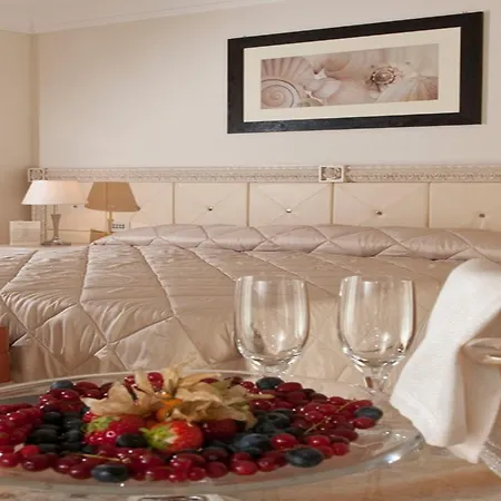 Otel Grand Italia