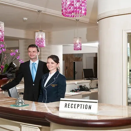 Otel Grand Italia