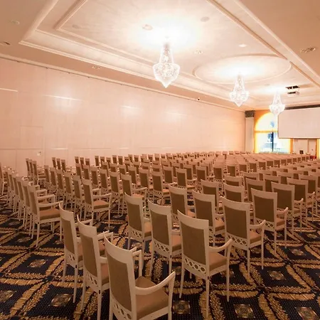 Grand Italia 5* Kluż-Napoka