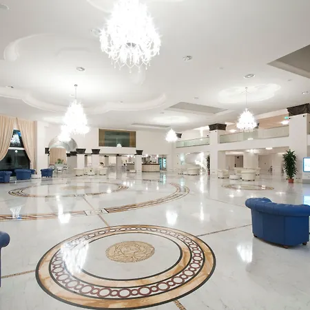 Hotel Grand Italia 5*