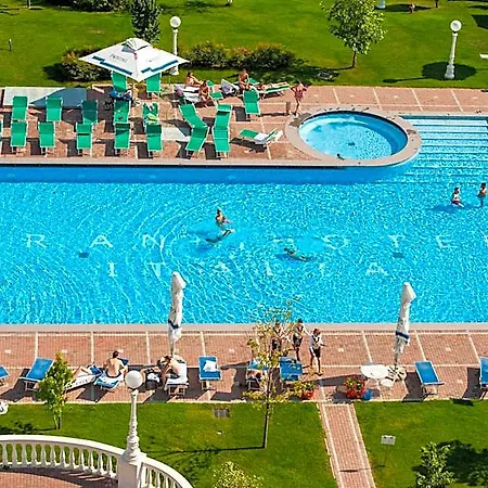 Hotel Grand Italia 5*