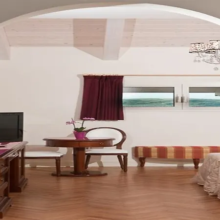 Szálloda Grand Italia 5*