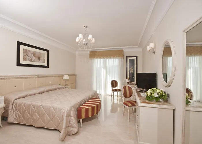 Grand Italia Hotell 5*