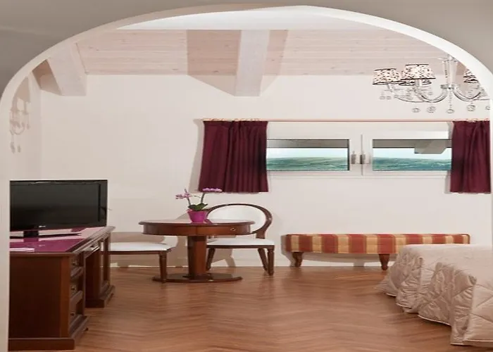 Hotell Grand Italia 5*